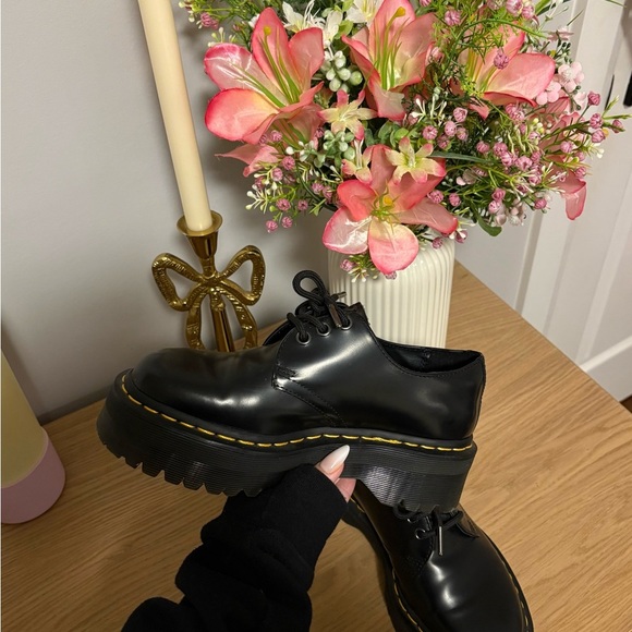 Black Platform low doc martens - Picture 3 of 6